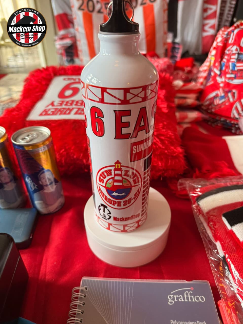 Exclusive Sunderland 750ml water bottle with eye-catching European Tour design.