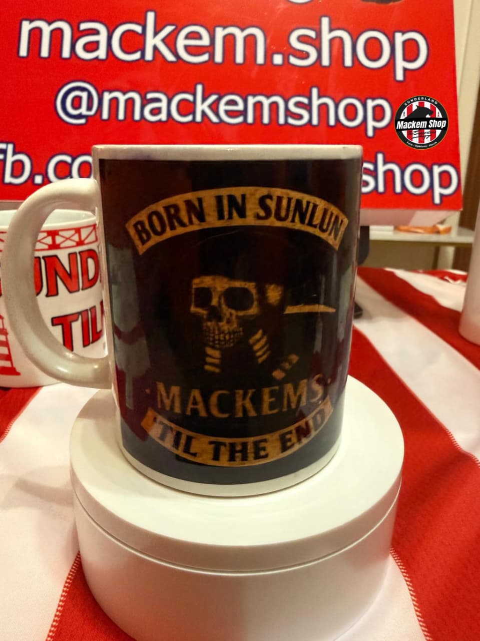 Mug with 'Born in Sunlun, Mackems til the End' text on a red and white background
