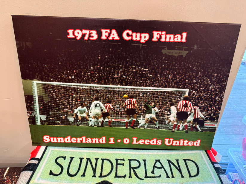 Poster of the 1973 FA Cup Final between Sunderland and Leeds United