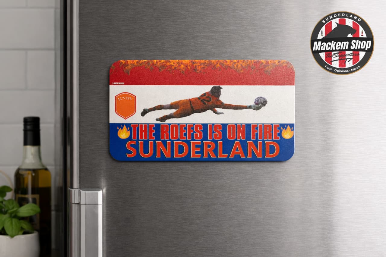 Fridge magnet of Sunderland football club wall on a metallic refrigerator.
