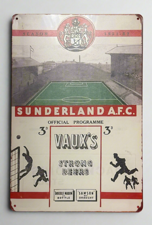 Vintage Sunderland A.F.C. football programme cover with a soccer field illustration.